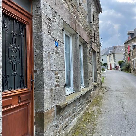 Gite - Val Couesnon Saint-Ouen-de-la-Rouerie Exterior foto